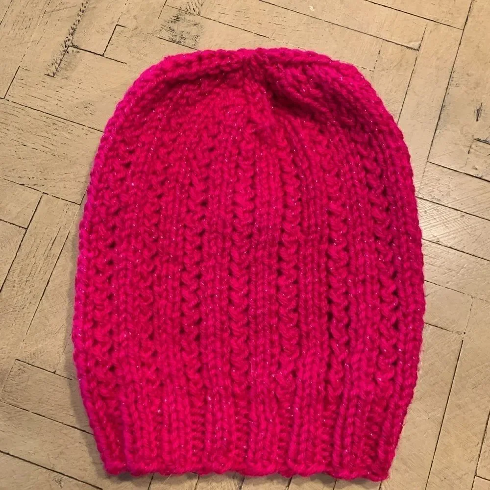 Hand-Knit Metallic Magenta Slouchy Beanie Statement Chunky Cable Shimmer NWT